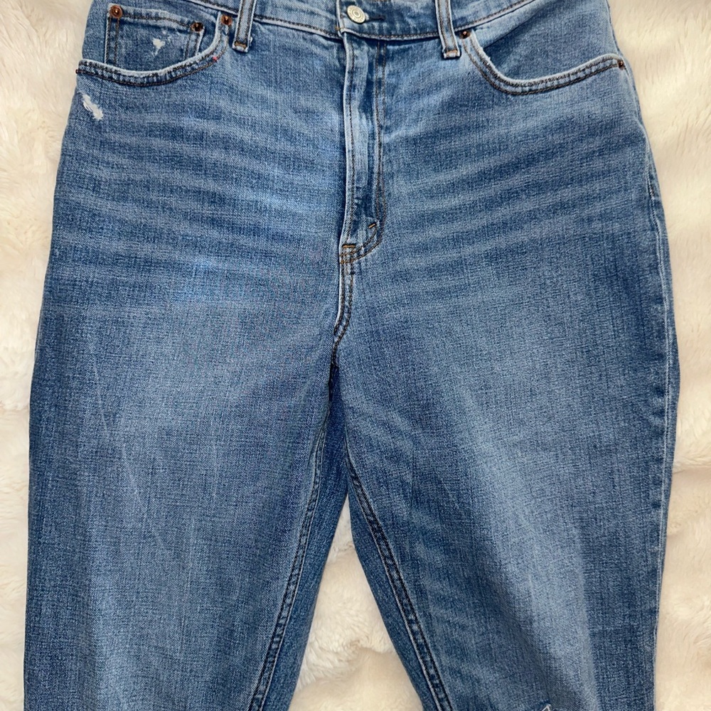 Abercrombie & Fitch Curve Love 90's Slim Straight Ultra High Rise Jeans 30 / 10